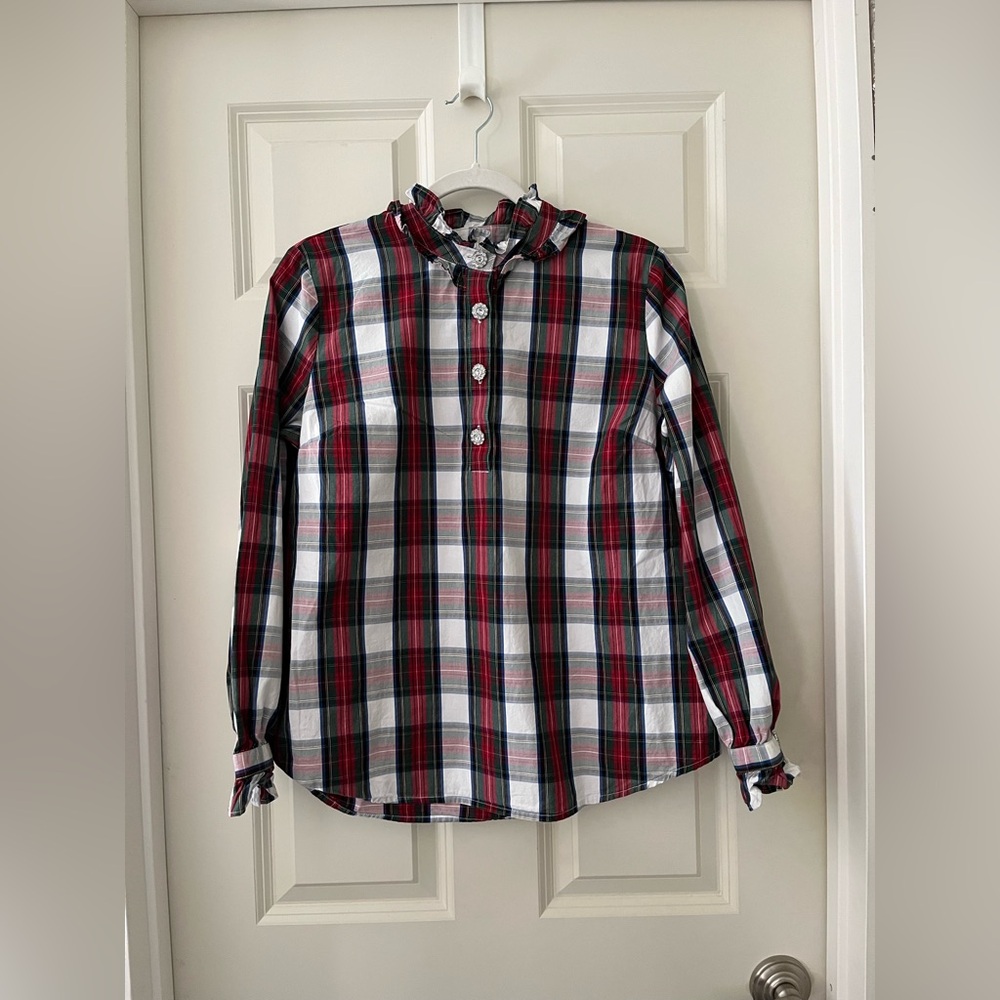 Women St.Johns Bay plaid blouse ruffle neck cuffs w/ rhinestones like buttons M